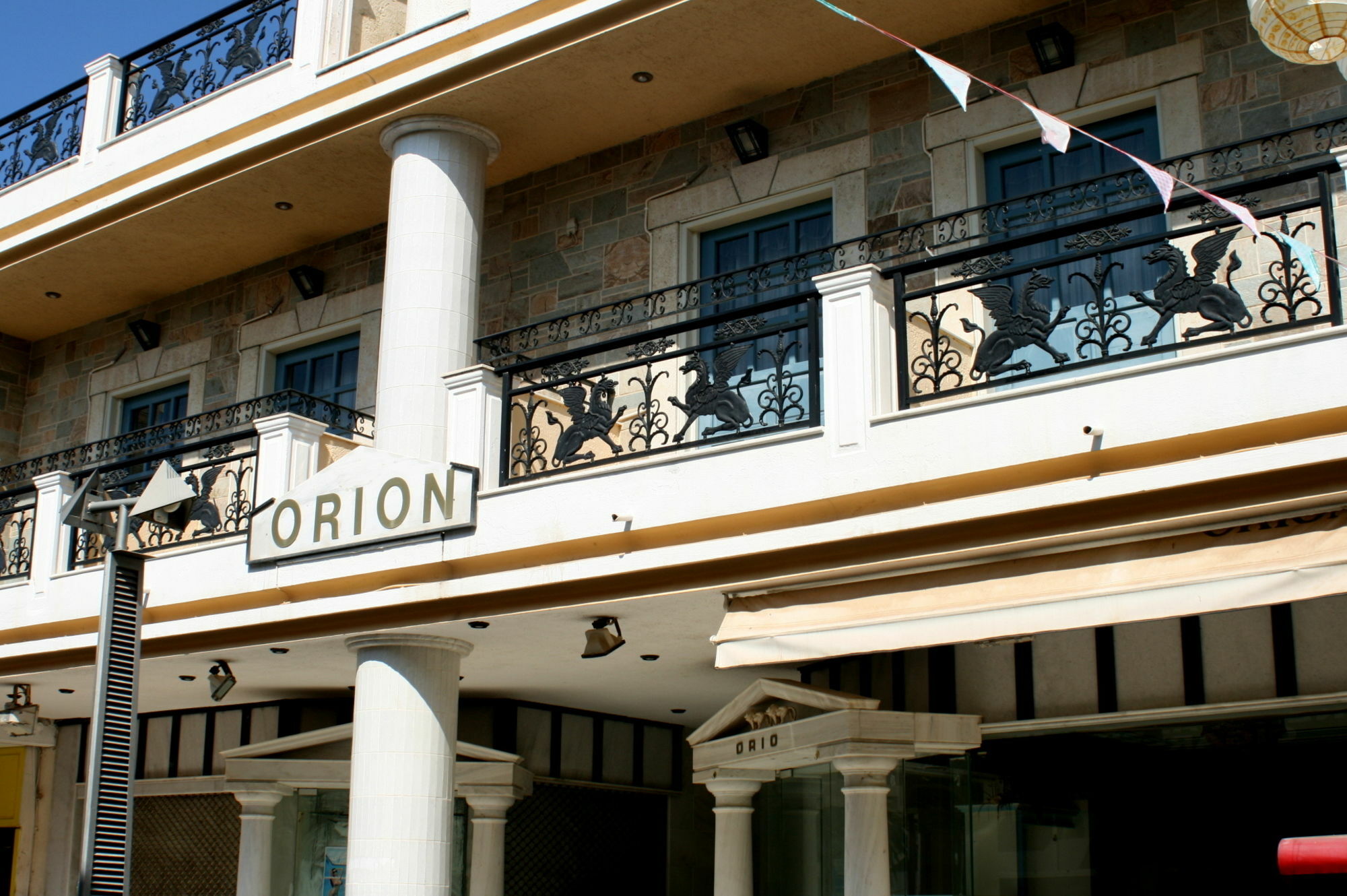 Orion Apartments Малиа Экстерьер фото